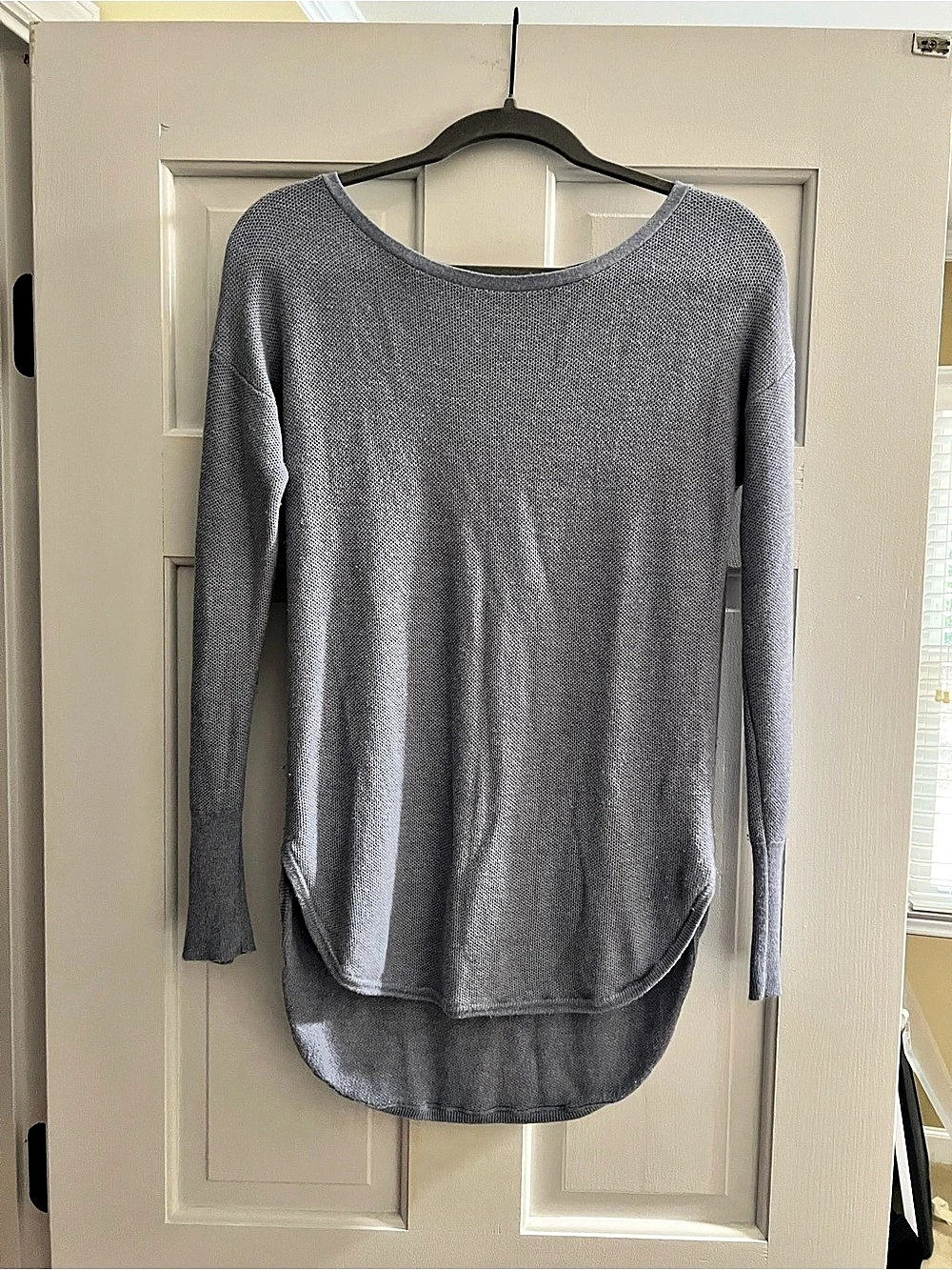 Banana Republic Textured Curved Hem Sweater in Purple Size XS